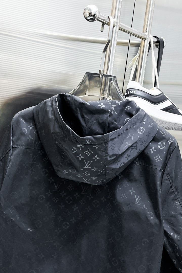 Louis Vuitton Outwear